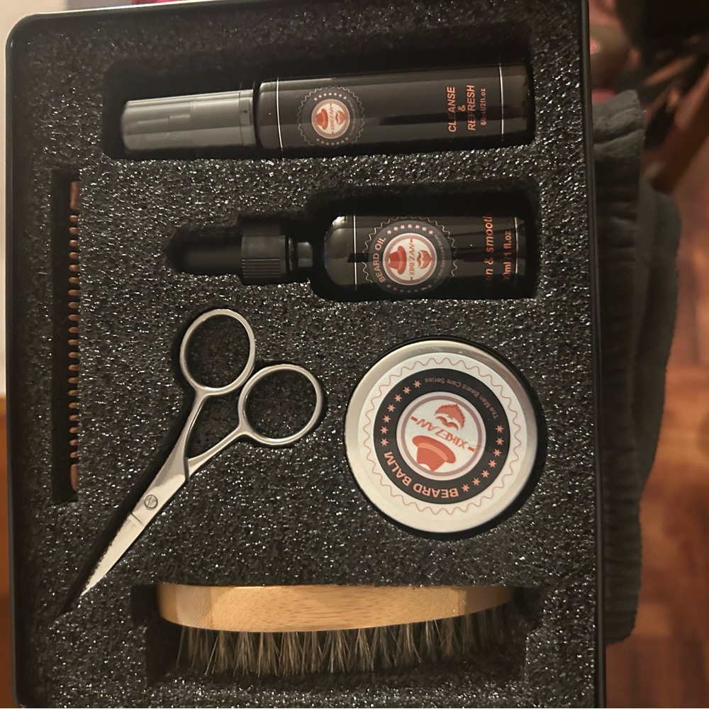 Beard Kit - Picture 3 of 3